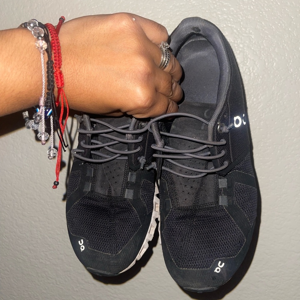 On cloud 5 athletic shoes - Picture 2 of 6